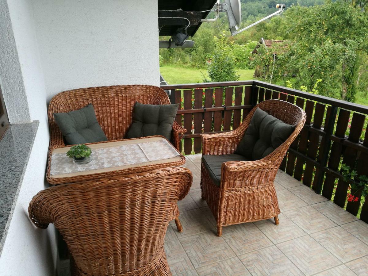 Apartment Manda Rakovica Esterno foto